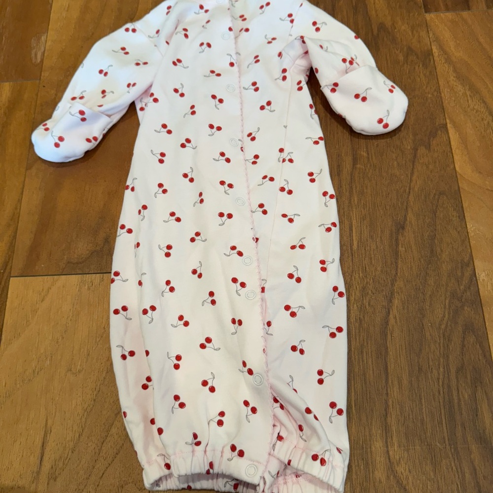 Cherry Print nightgown converter